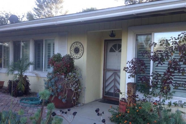 [Image: A Picturesque Home in Pasadena Located on a Quiet Cul De Sac]