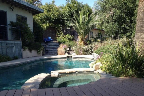 [Image: Beautiful Private Studio with Pool and Spa]