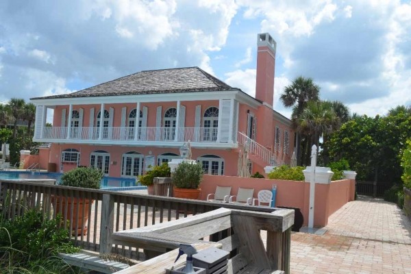 [Image: Elegant Yet Relaxed Tennis Villa in Sea Oaks Beach and Tennis Club]