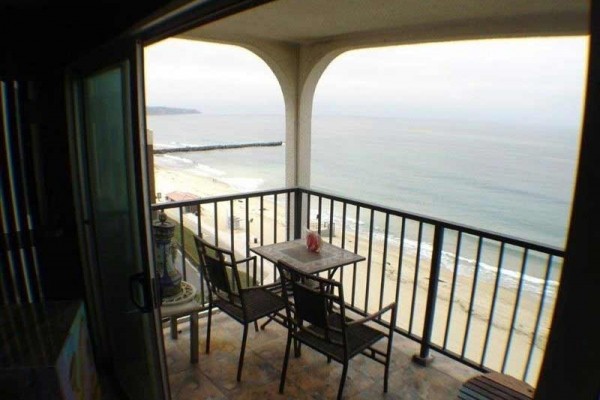 [Image: Oceanfront Condo with Unobstructed Panoramic Views]