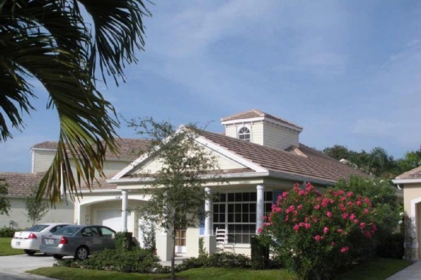 [Image: Charming Luxury Sea Oaks Beach Cottage]