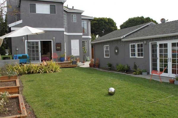[Image: Near Beach and Two Parks - Big Yard and Deck - Family Friendly!]