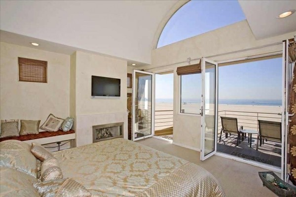 [Image: 5 Million Dollar Santa Monica Beach House!]