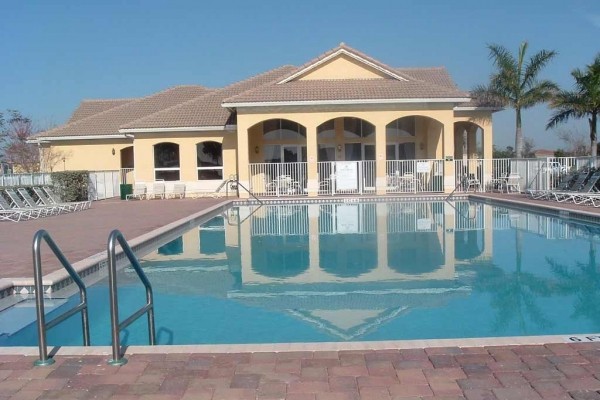 [Image: New Luxury Home in Port St Lucie, the Golf City. 3 Bedrooms, 2 Full Bathrooms]
