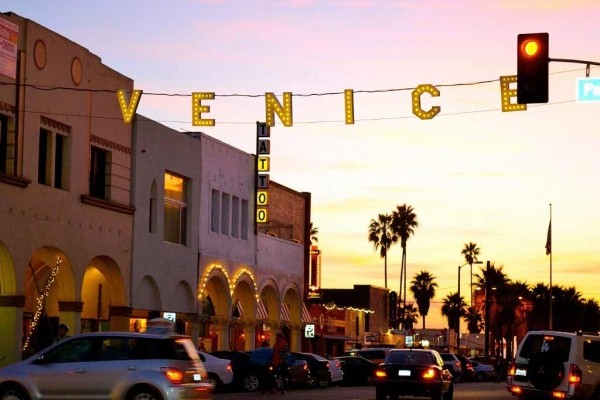 [Image: Just Steps from Venice Beach! Spacious and Quiet Furnished Apartment]