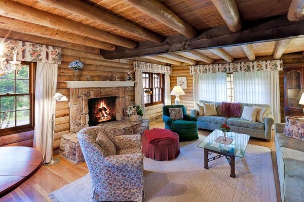[Image: The Log Cabin . . . a (Re)Treat for All Your Senses.]