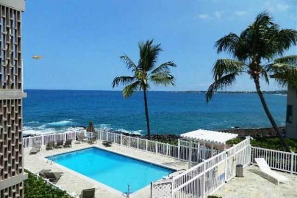 [Image: Alii Villas 228- Great Ocean View from This Lovely 2 Bedroom 2 Bath Condo.]