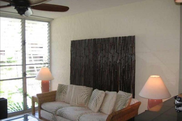 [Image: Remodeled Partial Ocean View 1 BR (Summer Rates)]
