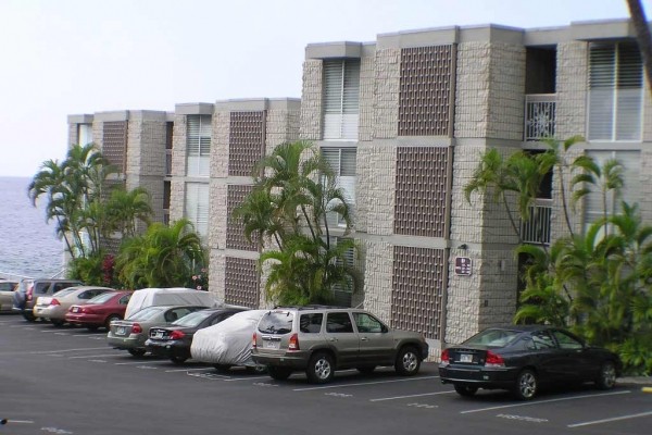 [Image: Premier Oceanfront Top Floor Alii Villas 331 Near Town]