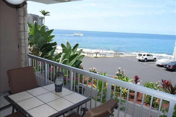 [Image: Oceanview Deluxe Condo - a Sweet Spot!!]