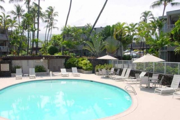 [Image: Ocean Front Resort Condo W/ Ocean View, Garden &amp; Mountain View]