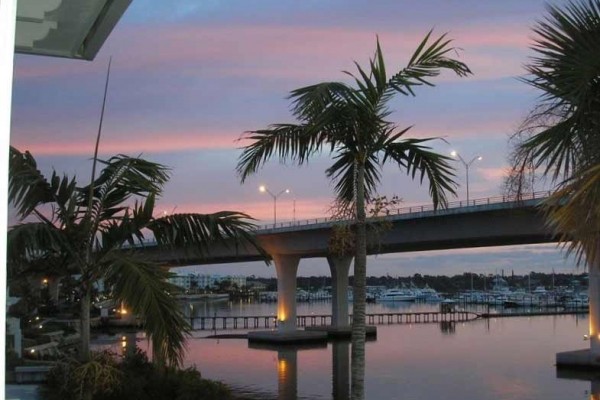 [Image: Beautiful Waterfront Condo with Boat Dockage in Stuart Florida]
