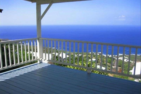 [Image: Special Rates - Captain Cook - Kona Paradise - Stunning Views]
