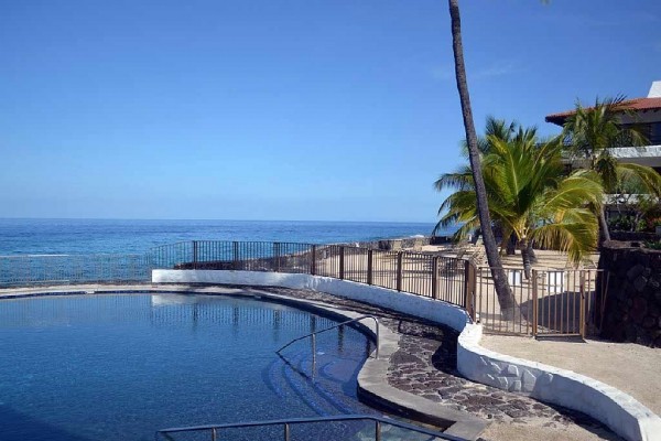 [Image: Casa De Emdeko 129 Newly Remodeled, the Best Vacation Experience in Kona Hawaii!]