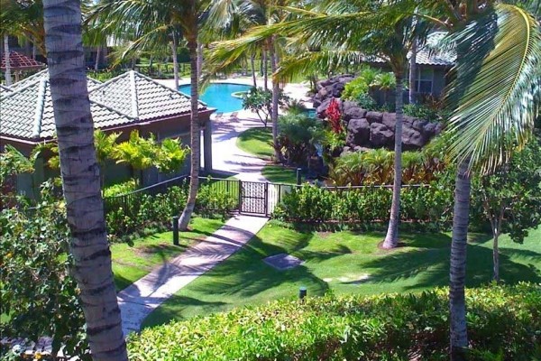 [Image: You're Invited to Look at the Mauna Lani Resort!]
