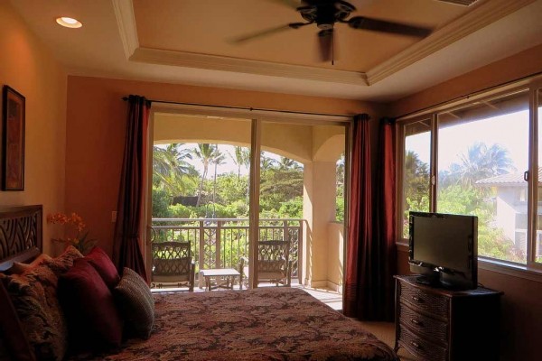 [Image: Welcome to the Beauty that is Mauna Lani Fairways Unit 1301!]
