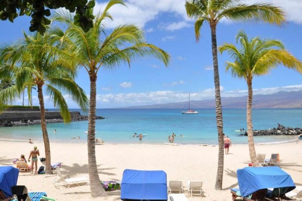 [Image: Private Beach, Lagoon Pool, Wifi, Built in Bbq on Lanai, Resort Living]