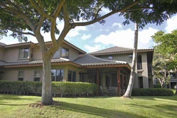 [Image: Private Beach, Lagoon Pool, Wifi, Built in Bbq on Lanai, Resort Living]