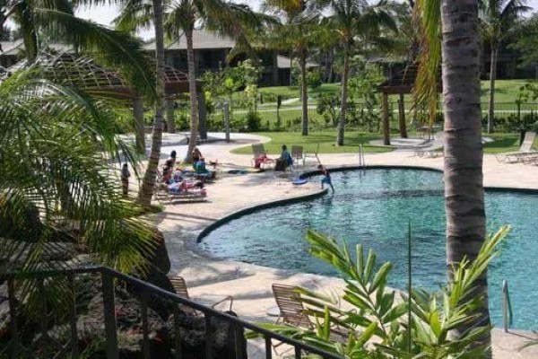 [Image: 3 Bdrm Family Vacation Home in the Heart of the Resort! 7th Night Free!]