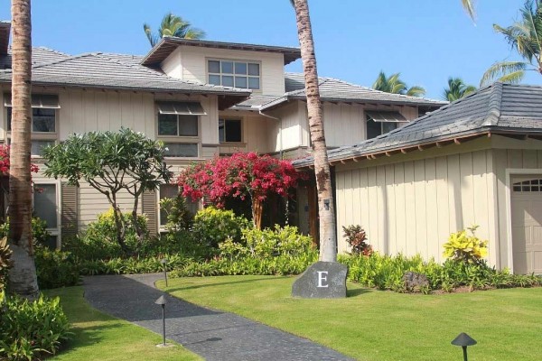 [Image: Relax in Luxury This Summer/Fall on the Big Island!! Length of Stay Discounts!!]