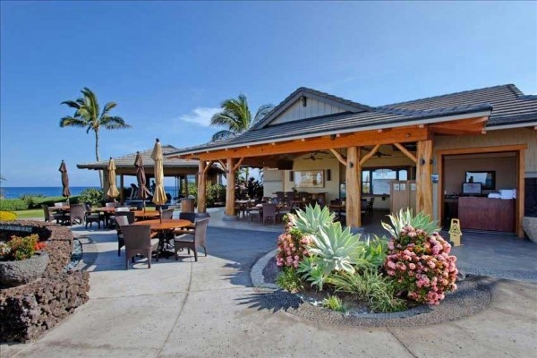 [Image: Hali'I Kai 24f New Spacious Private Gated Oceanfront Resort]