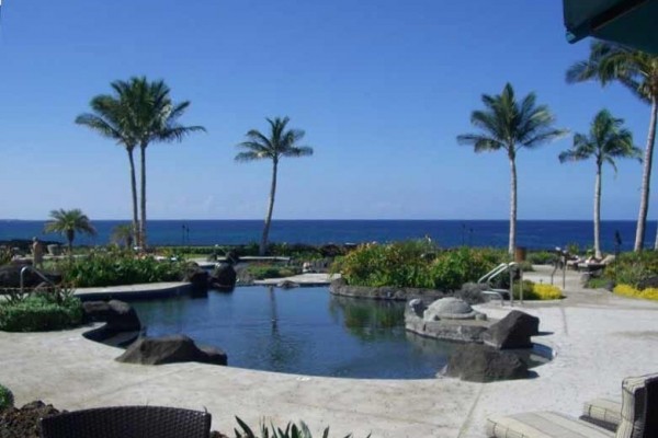 [Image: Golf Course Luxury Condo 3h, Halii Kai, Waikoloa Beach, Hawaii]