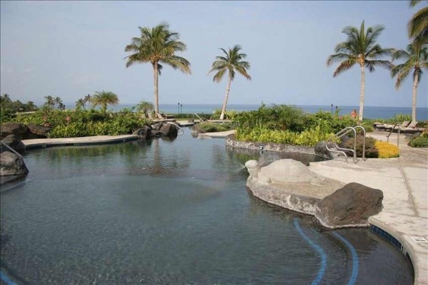[Image: Ocean View Halii Kai Villa on Waikoloa Golf Course]