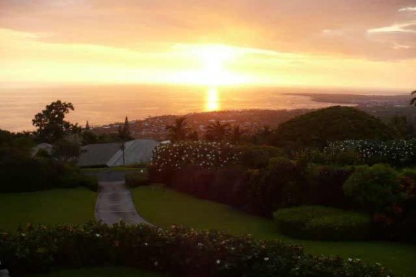 [Image: Breathtaking Sea View in Paradise]