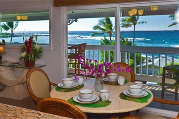 [Image: Kahaluu Bay Across from Snorkel Beach - Awesome Ocean View]