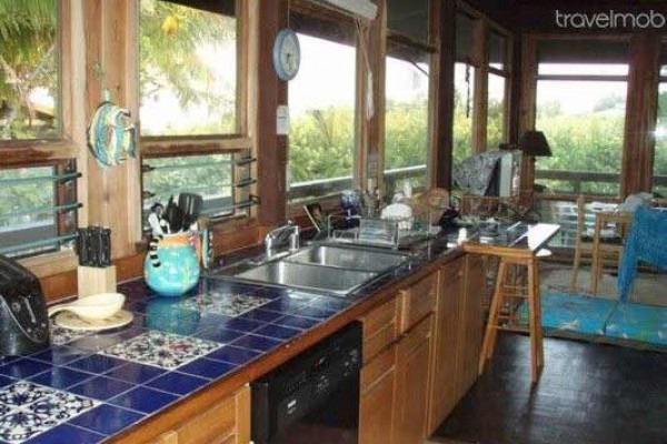 [Image: Ocean View Pualani Tropical Home]