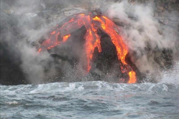 [Image: Lahiki O Ka Hale (House of the Rising Sun) Close to Ocean!]