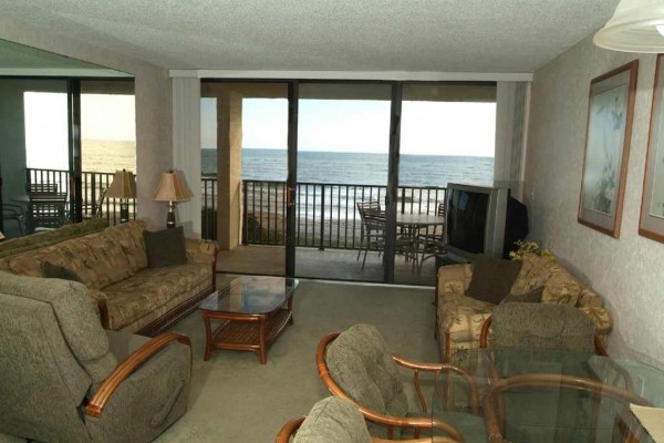 [Image: Beach Front W/Private Balcony - Master and Living Room on Ocean]