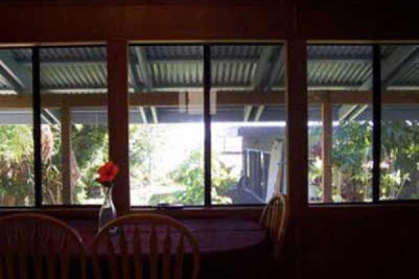 [Image: Affordable Beautiful Blue Jay Cottage Near Black Sand Beach]