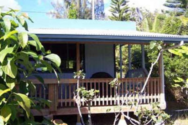 [Image: Affordable Beautiful Blue Jay Cottage Near Black Sand Beach]