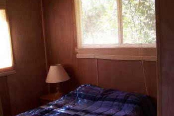 [Image: Affordable Beautiful Blue Jay Cottage Near Black Sand Beach]