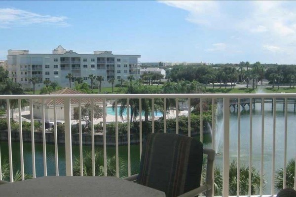 [Image: Executive Lake Front Ocean View 2BR/2BA Spacious Condo W/ Indoor Garage]