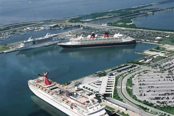 [Image: Cocoa Beach Oceanfront Best View. Cape Canaveral Fl. Renovated! Ron Jon, Disney]