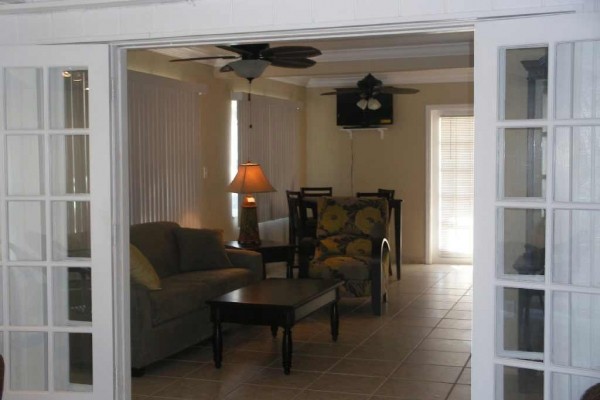 [Image: Direct Oceanfront Condo on Cocoa Beach]