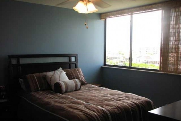 [Image: Ocean Steps Away/River Front_beautiful Newly Furnished Condo]