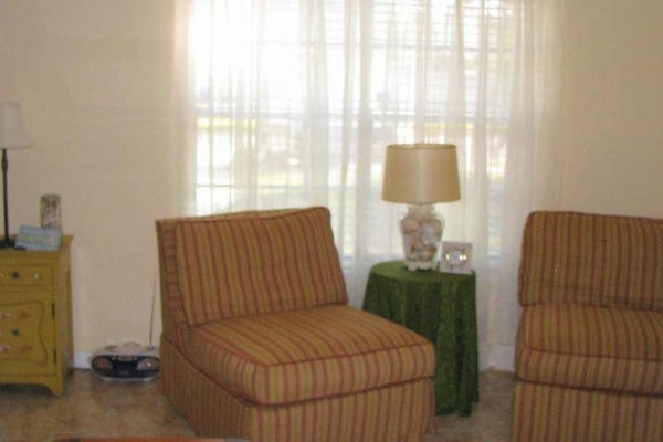 [Image: Summer Special! 3 Day 2 Nights - $250 (+Tax&amp;Cleaning)]