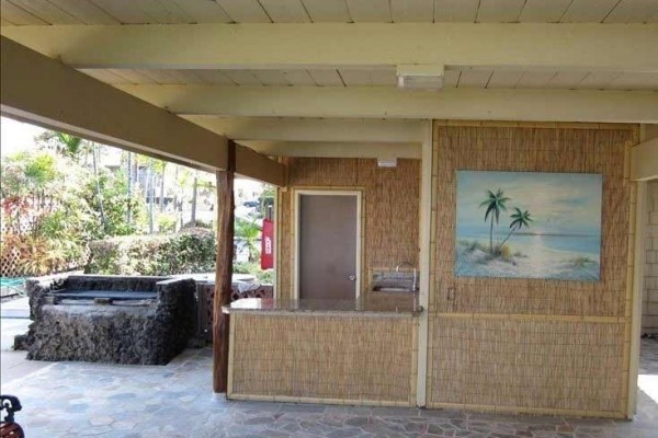 [Image: Oceanfront Complex with Oceanside Pool**Affordable 2 Bedroom]