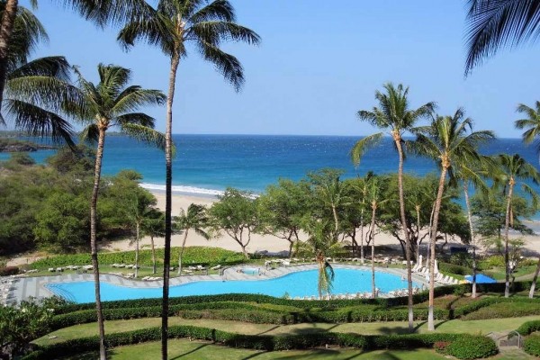 [Image: Luxury Kid-Friendly Ocean View Condo at Mauna Kea Resort]