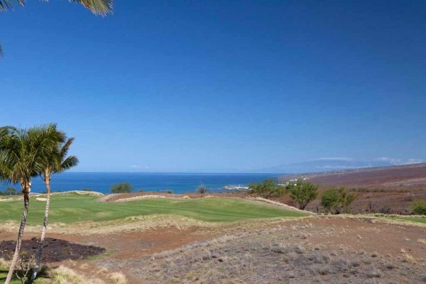 [Image: Free Night - Free Mauna Kea Resort Access - 3 BR, 3 BA Oceanview]