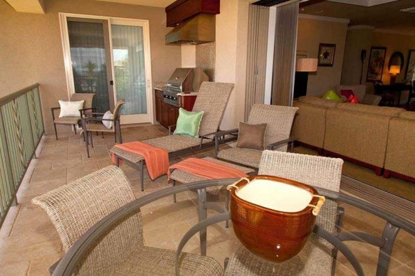 [Image: Free Night - Free Mauna Kea Resort Access - 3 BR, 3 BA Oceanview]