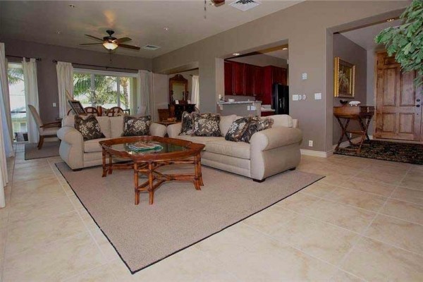 [Image: Kumulani D3 - Popular Golf Course Condo Near Hapuna Beach!]