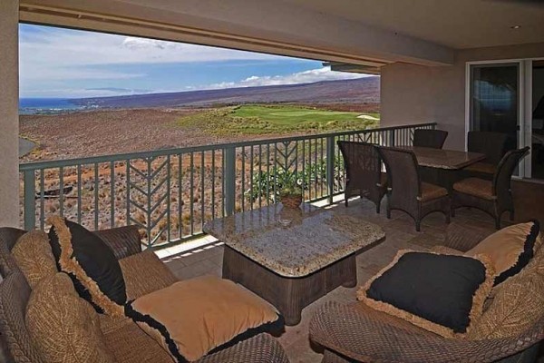 [Image: H201 Beautiful Model Unit - Best Location and Views in Wai'Ula'Ula!]