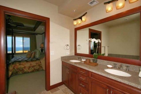 [Image: H201 Beautiful Model Unit - Best Location and Views in Wai'Ula'Ula!]