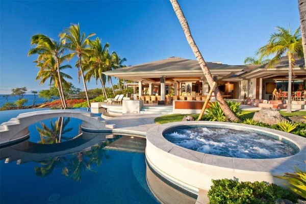 [Image: Oceania at Mauna Kea Resort - Luxury 10 Bedroom Estate!]