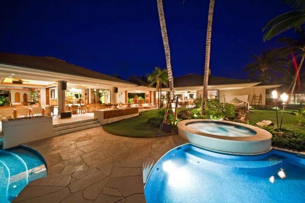 [Image: Oceania at Mauna Kea Resort - Luxury 10 Bedroom Estate!]