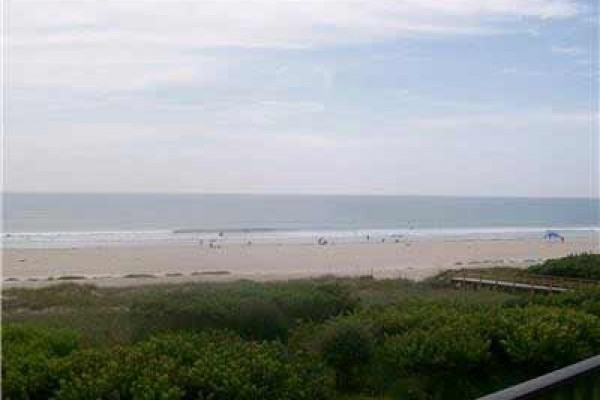 [Image: Ocean View 2BR/2BA Condo W/ Double Balcony, Pool, &amp; Private W/D]